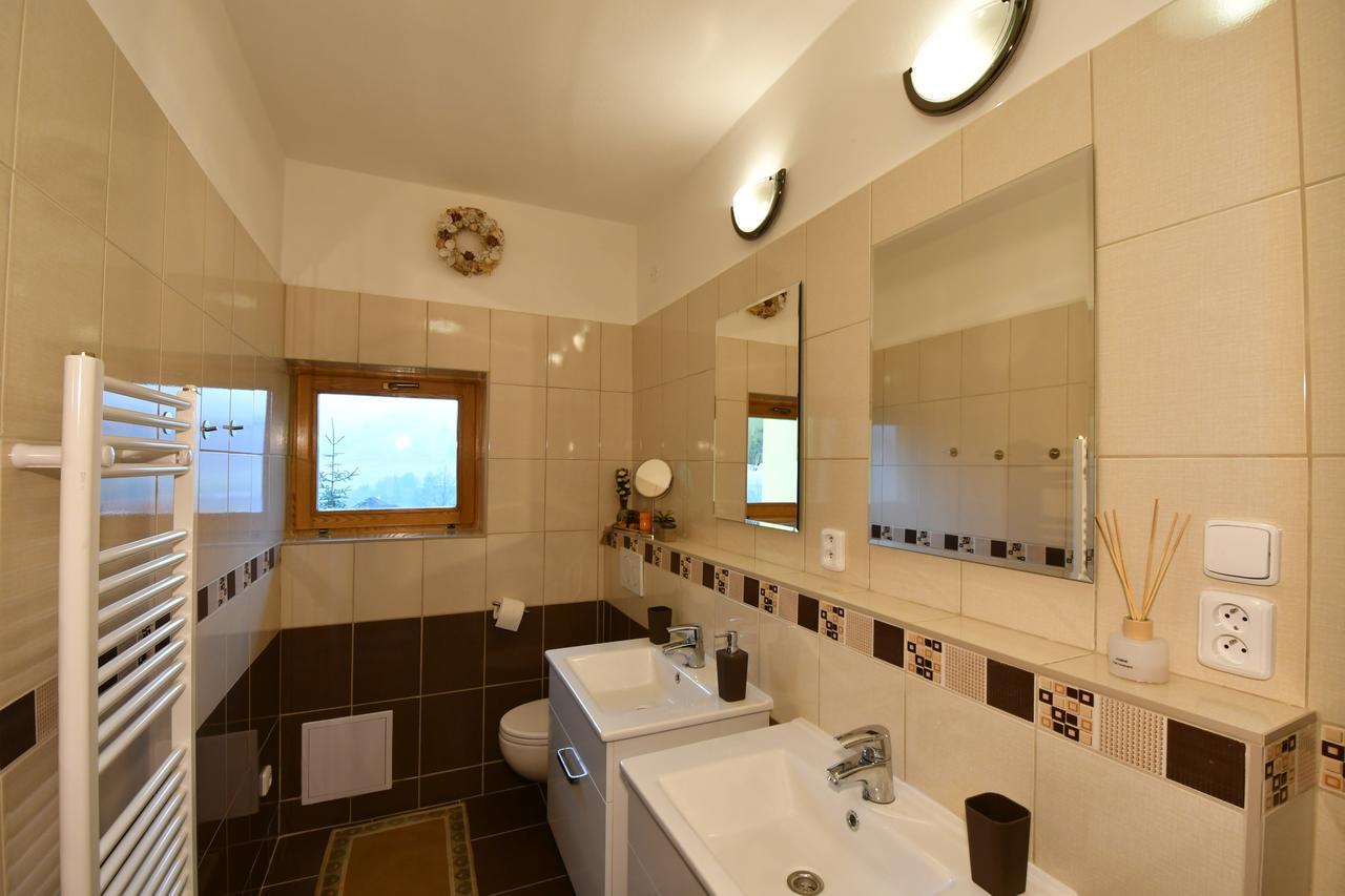 Apartman U Sarky Valaska ภายนอก รูปภาพ